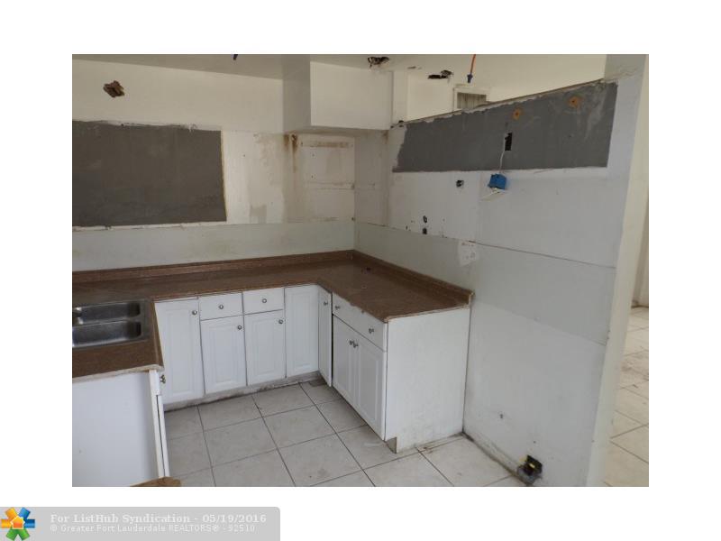 3531 NW 3rd St, Lauderhill, FL 33311