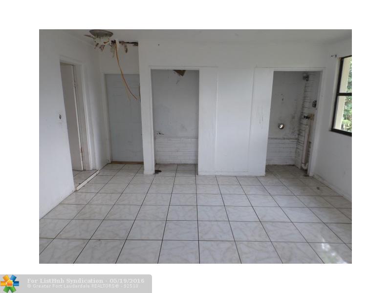 3531 NW 3rd St, Lauderhill, FL 33311