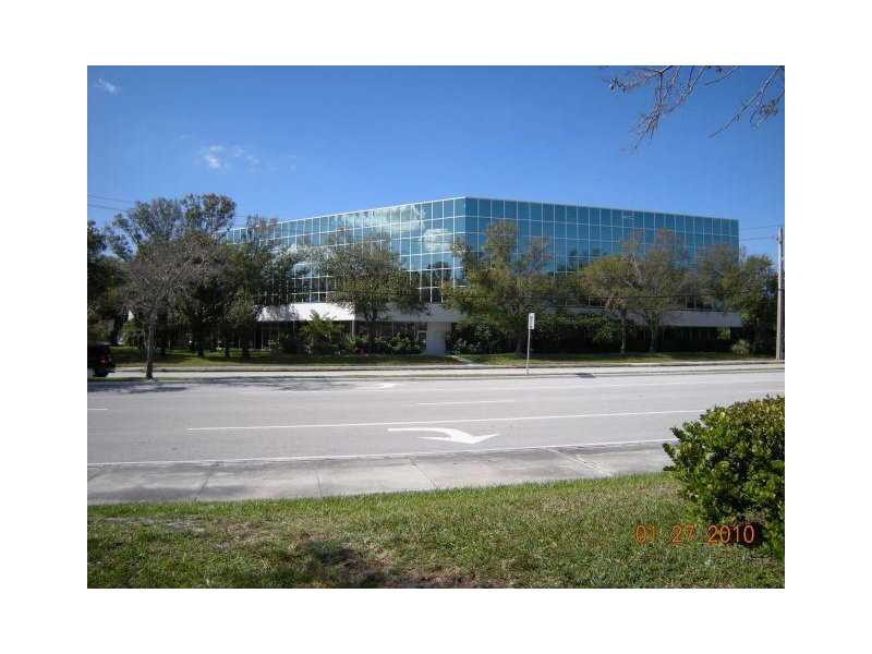 2701 West Oakland Park Blvd, Oakland Park, FL 33311