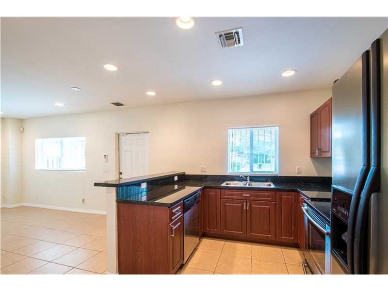 630 Northwest 10th Ter, Fort Lauderdale, FL 33311