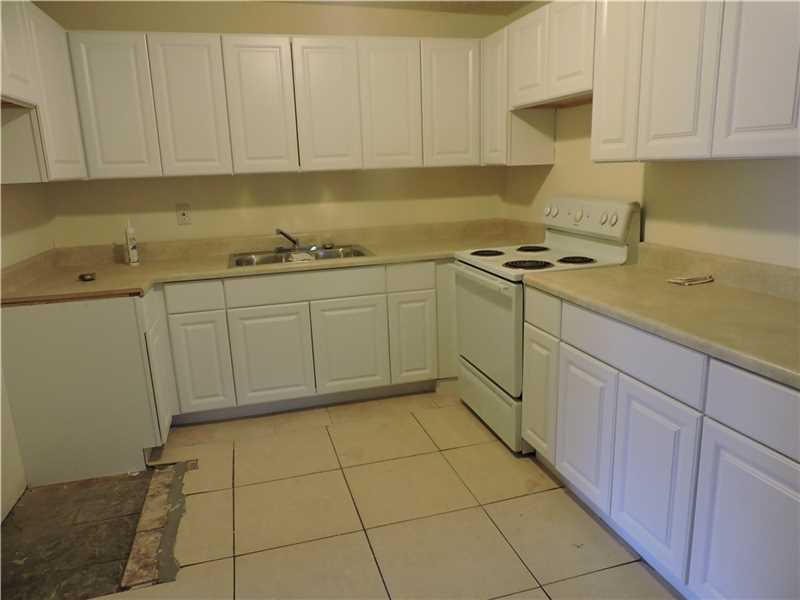 1421 Northwest 7th Ter, Fort Lauderdale, FL 33311