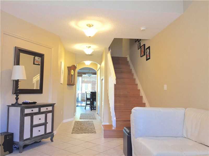 4952Tradewinds Ter, Fort Lauderdale, FL 33312