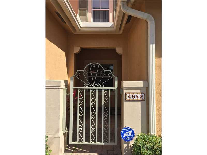 4952Tradewinds Ter, Fort Lauderdale, FL 33312