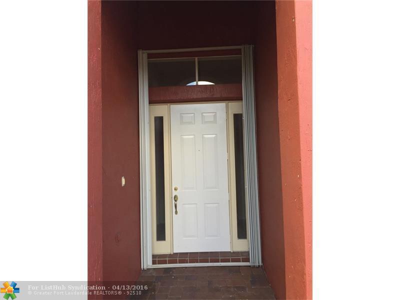 3905 SW 53rd Ct, Fort Lauderdale, FL 33312