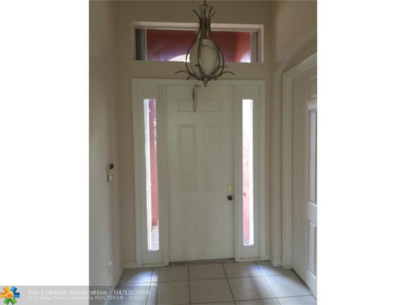 3905 SW 53rd Ct, Fort Lauderdale, FL 33312