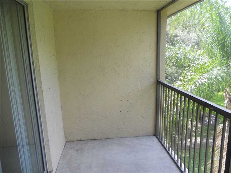 5080 SW 64 AV 303, Davie, FL 33312