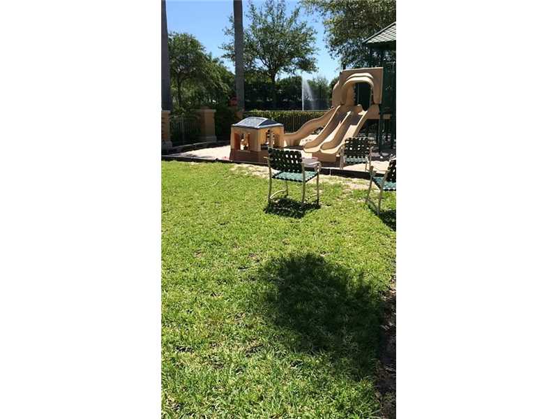 2224Coral Reef Ct, Dania Beach, FL 33312