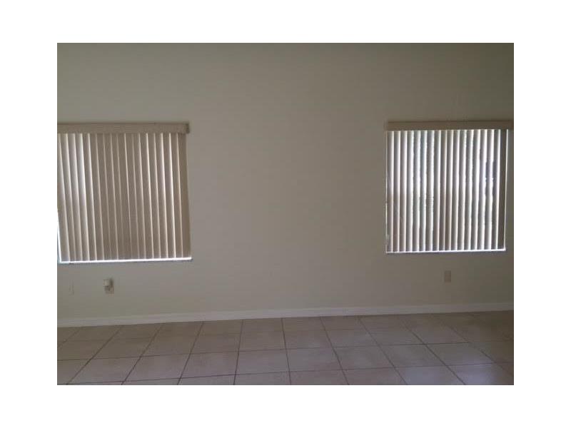 2224Coral Reef Ct, Dania Beach, FL 33312