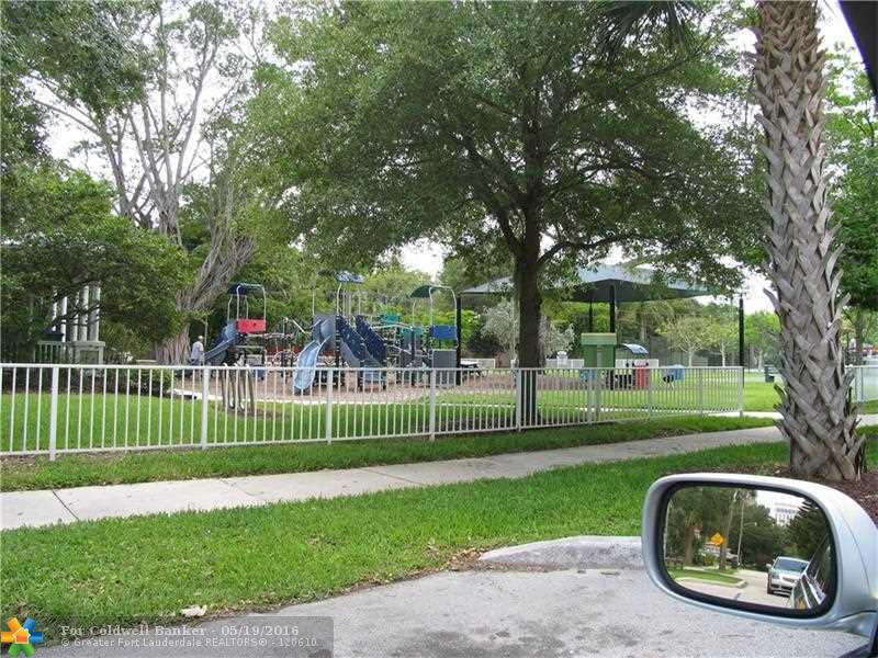 616 SW 12th Ave, Fort Lauderdale, FL 33312
