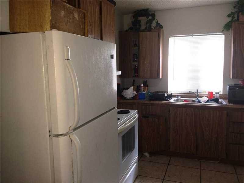 2549 Southwest 7th St, Fort Lauderdale, FL 33312