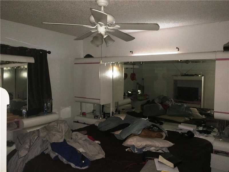 2549 Southwest 7th St, Fort Lauderdale, FL 33312