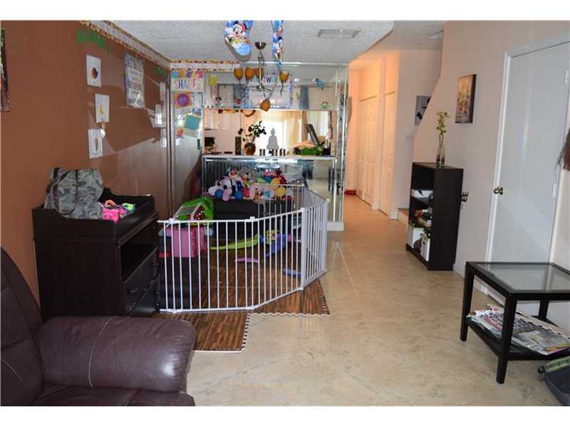 3124 Southwest 49th St, Fort Lauderdale, FL 33312