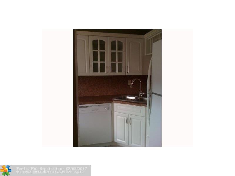 1701 NW 75th Ave 308, Plantation, FL 33313