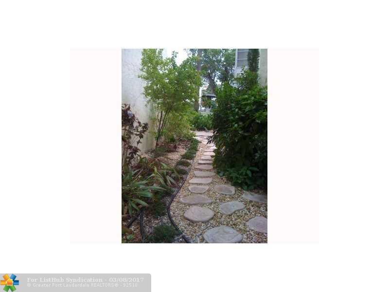 1701 NW 75th Ave 308, Plantation, FL 33313
