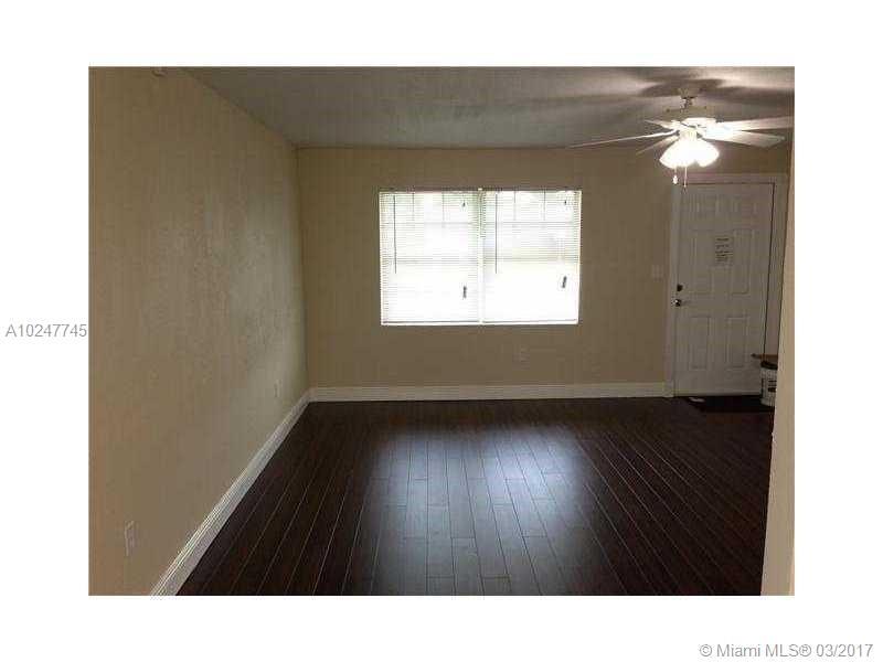 6867 Northwest 28th St, Sunrise, FL 33313