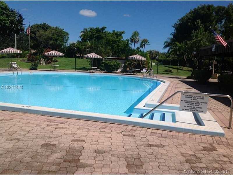 7300 Northwest 17th St, Plantation, FL 33313
