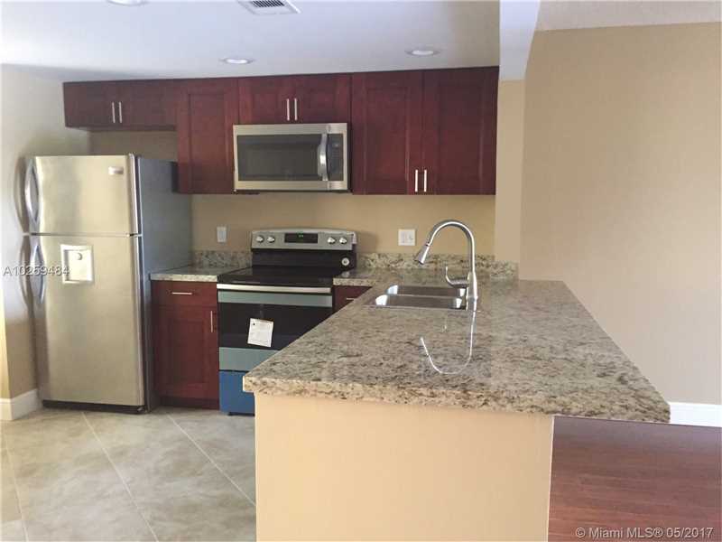 6575 West OAKLAND PARK BL, Lauderhill, FL 33313