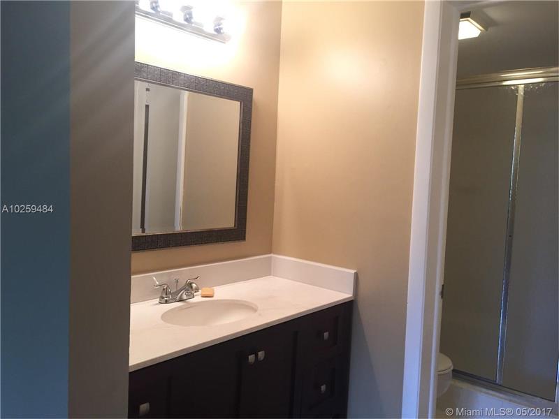 6575 West OAKLAND PARK BL, Lauderhill, FL 33313