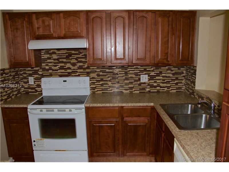 6475 West Oakland Park Blvd, Lauderhill, FL 33313