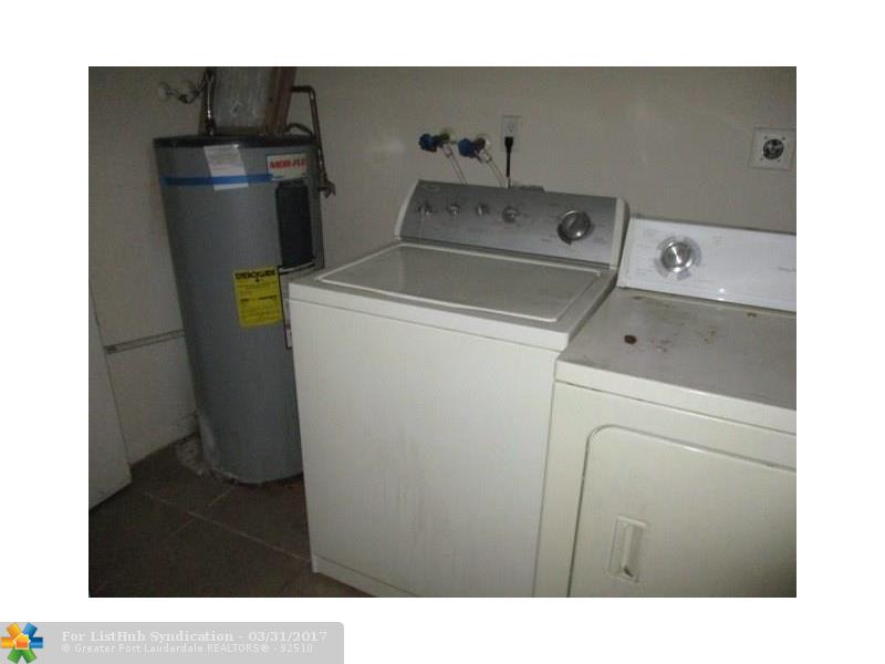 1832 NW 58th Ave 29, Lauderhill, FL 33313
