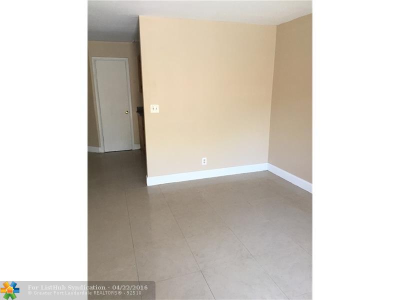 1870 NW 60th Ave 1, Sunrise, FL 33313