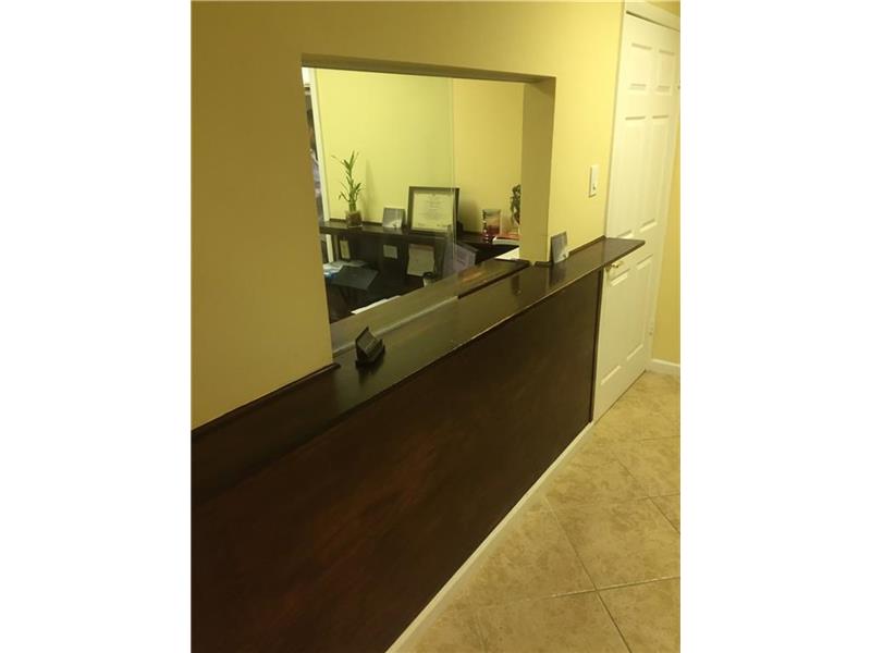 7000 West Oakland Park Blvd #3, Lauderhill, FL 33313