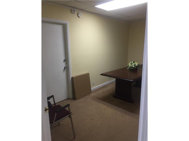 7000 West Oakland Park Blvd #3, Lauderhill, FL 33313