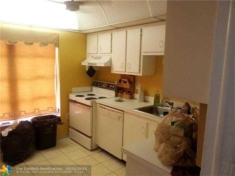 1521 NW 43rd Ave 107, Lauderhill, FL 33313
