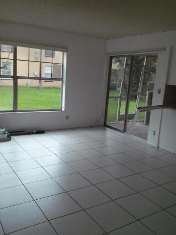 4210 NW 21st Street Unit 121, Lauderhill, FL 33313