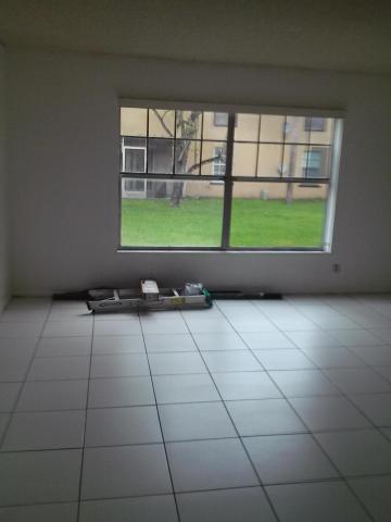 4210 NW 21st Street Unit 121, Lauderhill, FL 33313