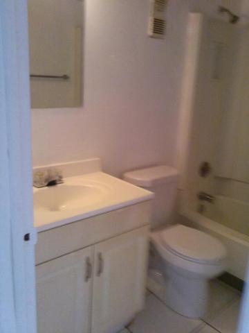 4210 NW 21st Street Unit 121, Lauderhill, FL 33313