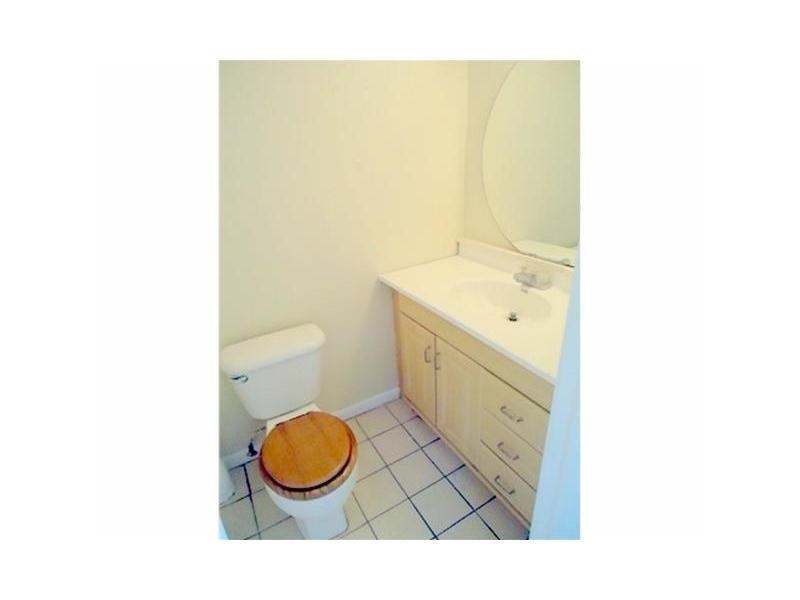 2310 Northwest 52nd Ave, Lauderhill, FL 33313
