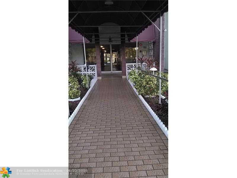 2061 NW 47th Ter 316, Lauderhill, FL 33313