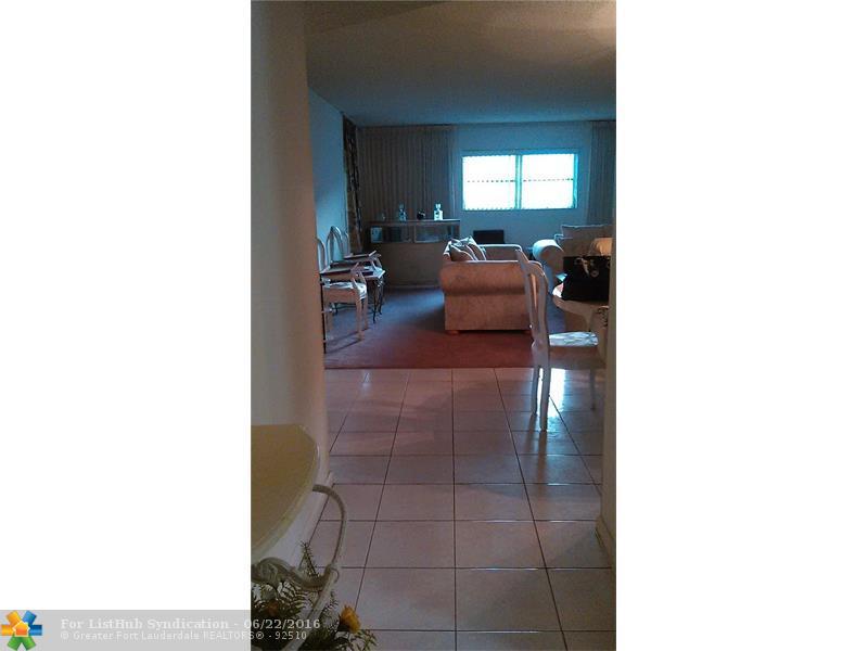 2061 NW 47th Ter 316, Lauderhill, FL 33313