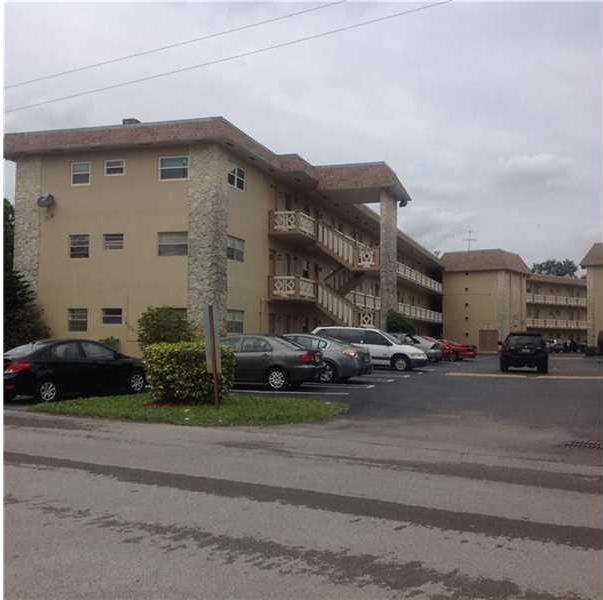 5061 W Oakland Park Blvd # 207, Lauderdale Lakes, FL 33313