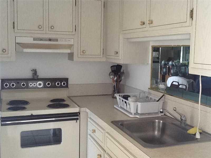 5181 W Oakland Park Blvd # 314, Lauderdale Lakes, FL 33313