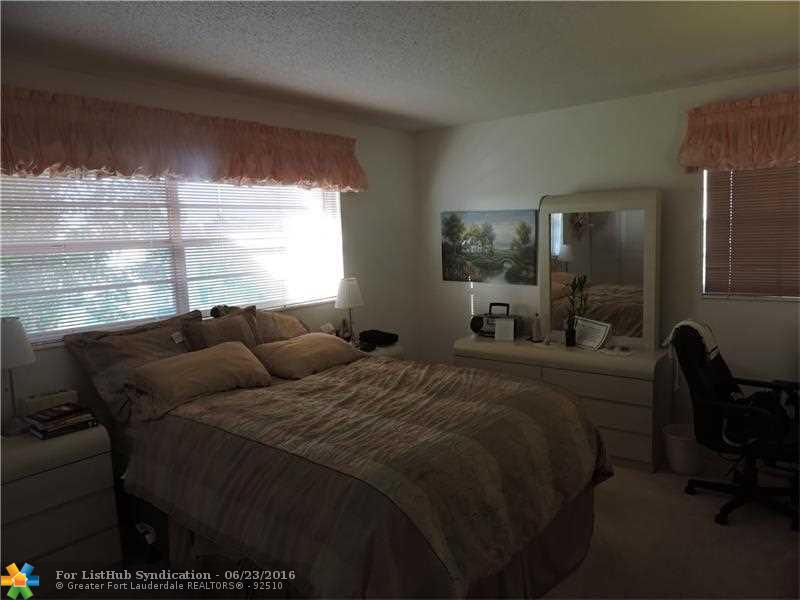 4441 NW 16th St J311, Lauderhill, FL 33313