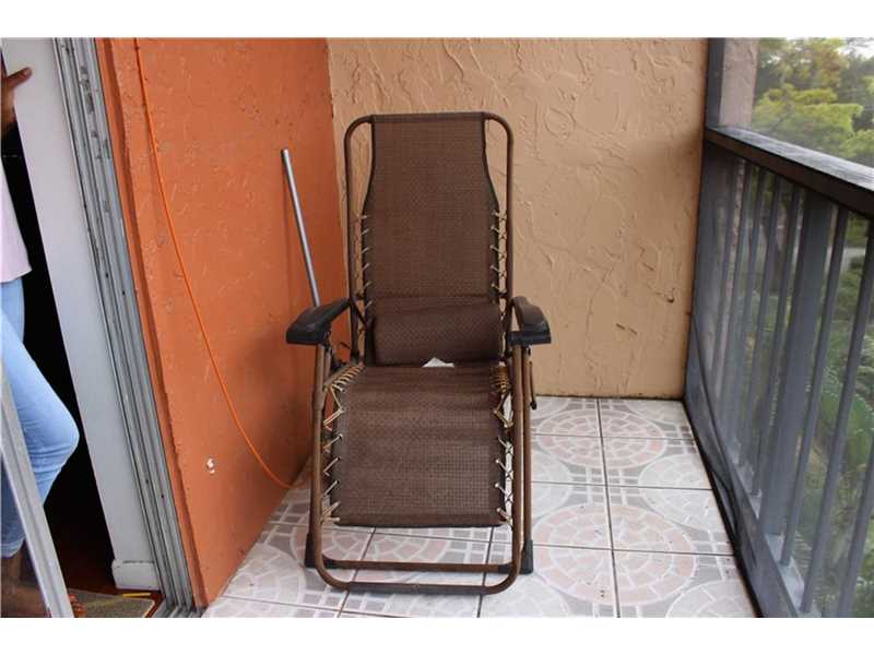 7501 Northwest 16th St, Plantation, FL 33313