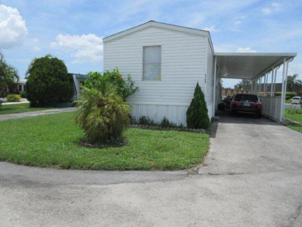 Everglades Lakes5198 SW 32nd StreetDavie, FL 33314