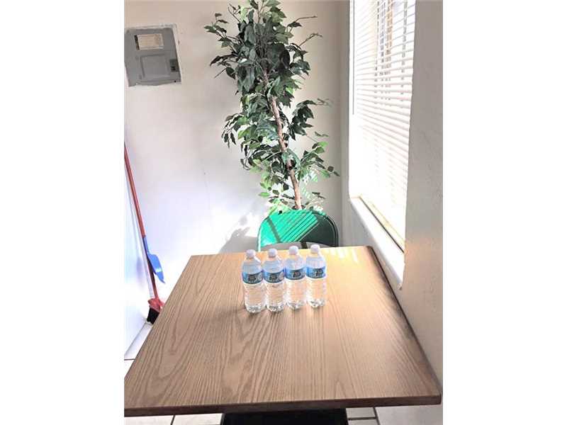 4251 Southwest 54th Ave, Davie, FL 33314
