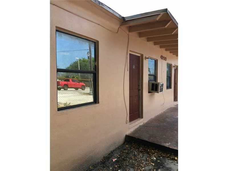 4209 Southwest 61st Ave, Davie, FL 33314