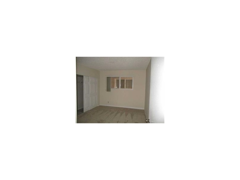 4720 Southwest 62nd Way, Davie, FL 33314