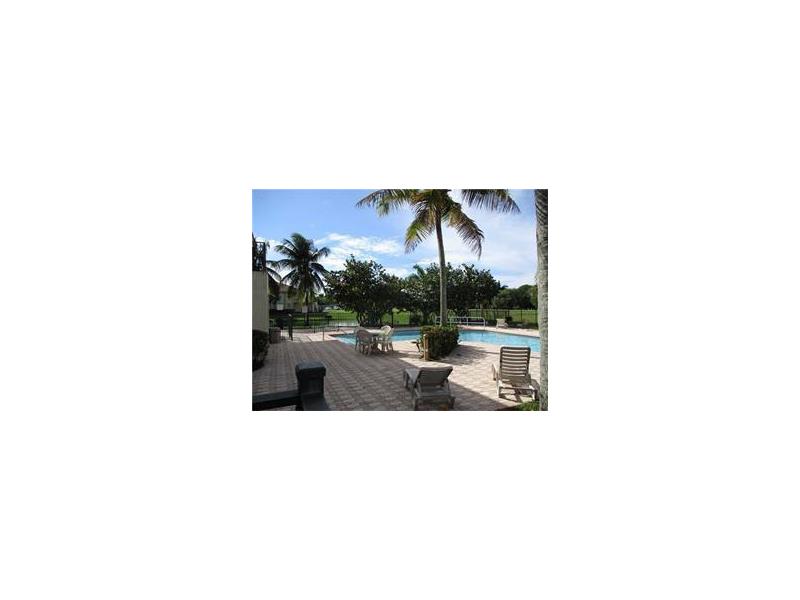 4720 Southwest 62nd Way, Davie, FL 33314