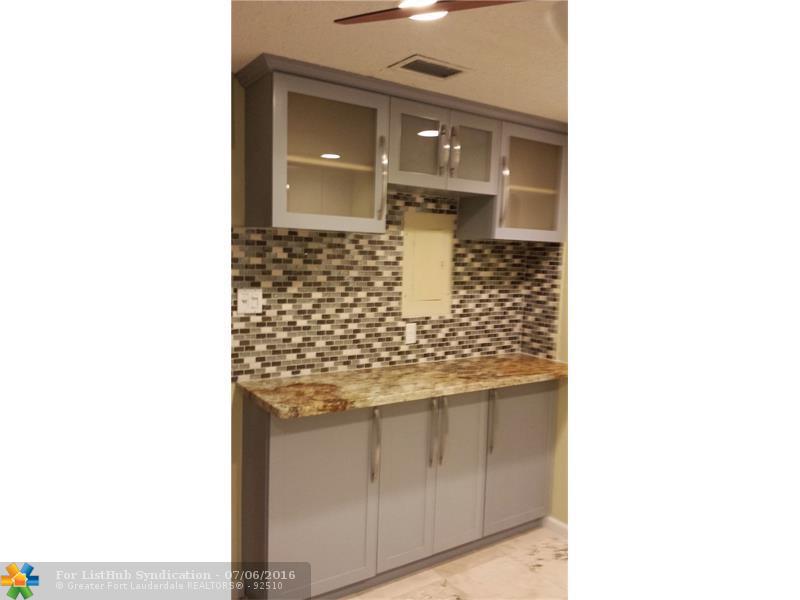 7540 SW 28th St 49, Davie, FL 33314
