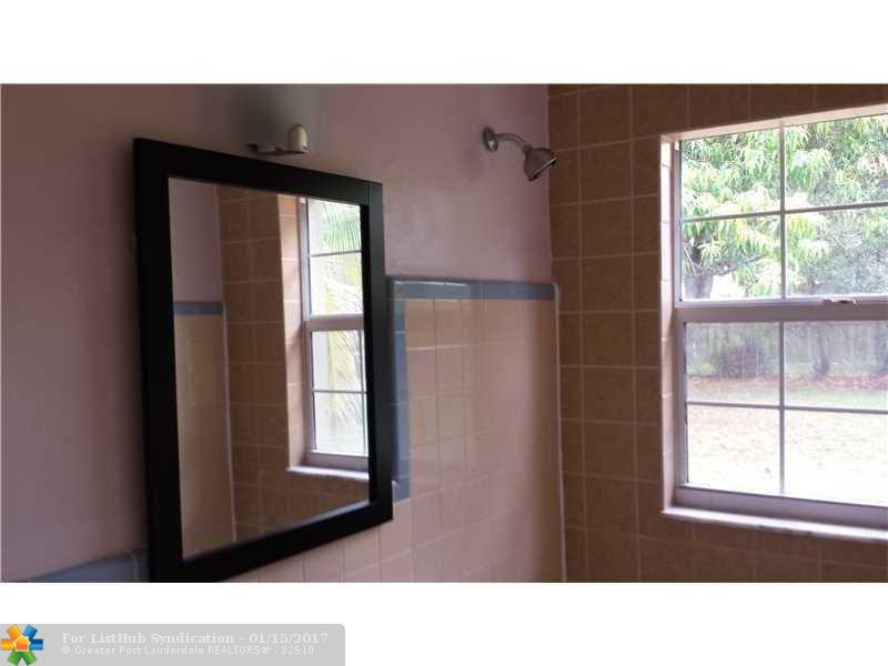 423 SW 11th Ct, Fort Lauderdale, FL 33315