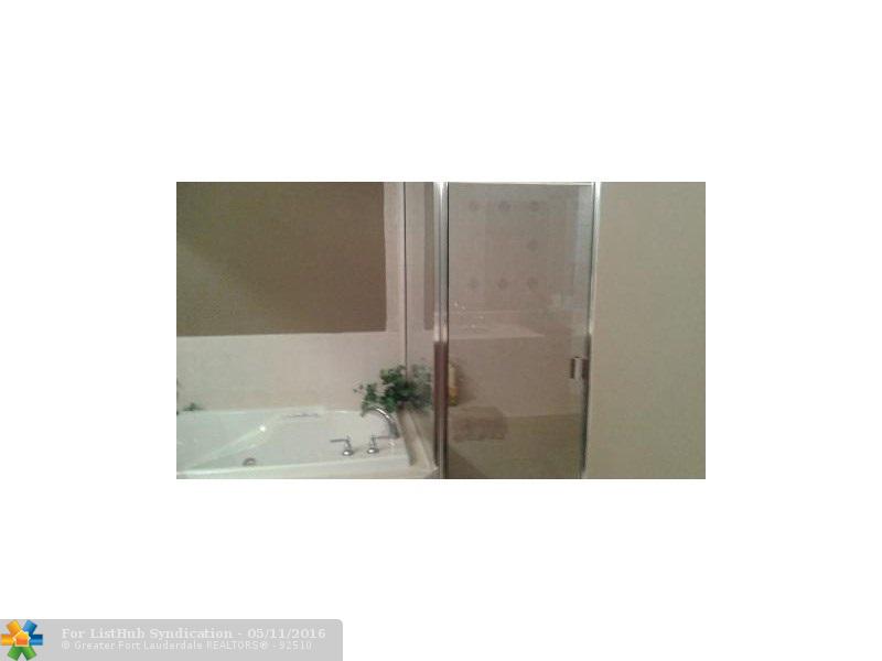 401 SW 4TH AV 1404, Fort Lauderdale, FL 33315