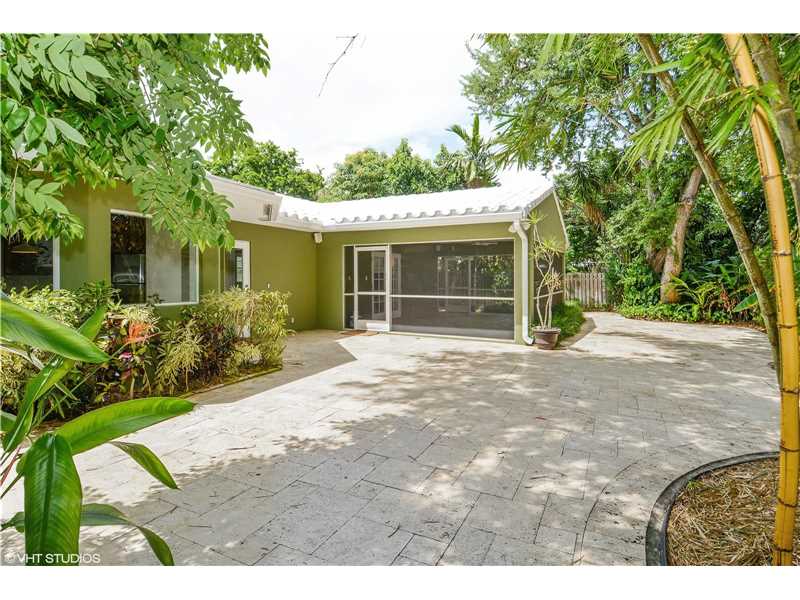 805 Southwest 18th Ct, Fort Lauderdale, FL 33315
