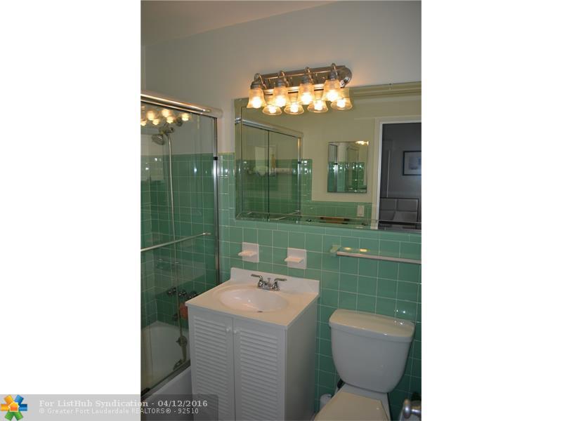 1775 Harbourview Dr 15, Fort Lauderdale, FL 33316
