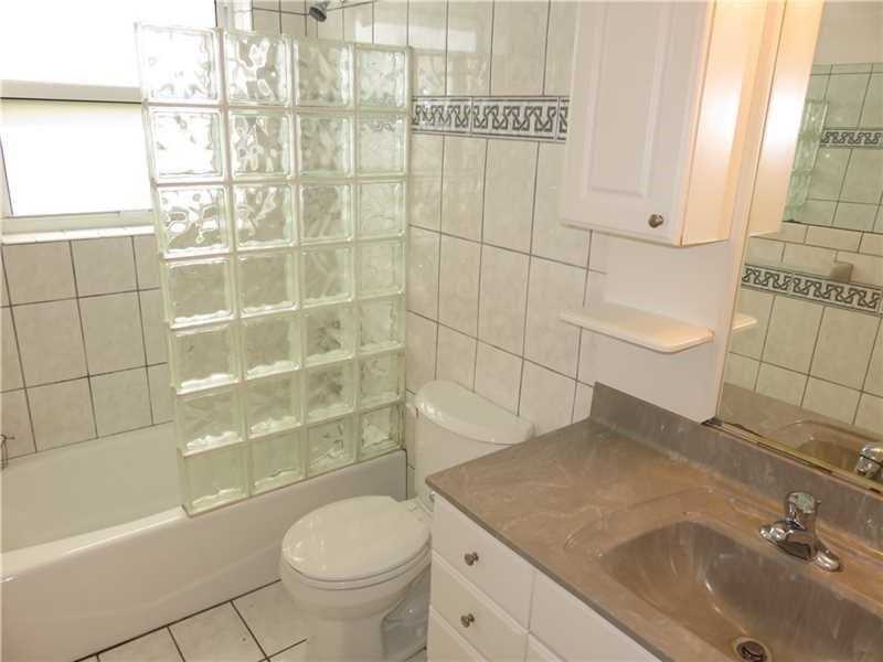 1010 Southeast 15th St, Fort Lauderdale, FL 33316