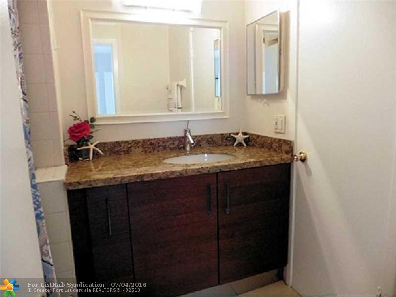 2426 SE 17 STREET 205, Fort Lauderdale, FL 33316